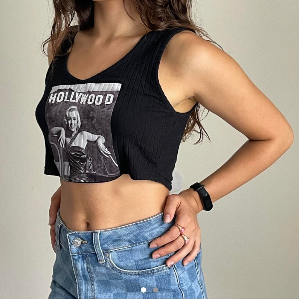 Crop top